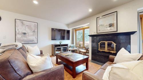 Mammoth Lakes Apartamento | Lakeview Villas #24 condo