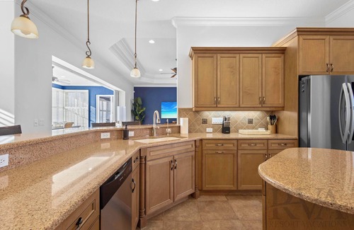 Braden River Casa | Lakewood Ranch Getaway–Spacious 3BR Home with Den: Silverado Circle by RVA