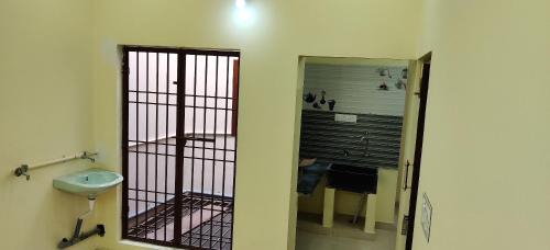Tiruvannamalai Casa | Lakshmi Nivas,Home Stay,Hill Breeze