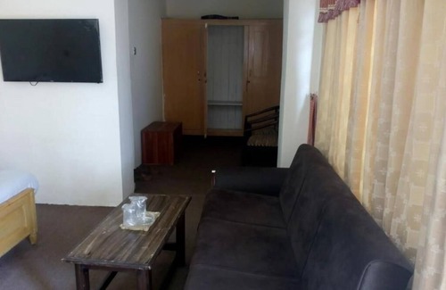 Kohistan Hotel | Lalazar Hotel