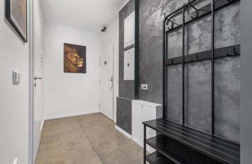 Nove Mesto Apartamento | LAM Felidae - AC - Balcony