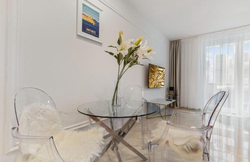 Ruzinov Apartamento | LAM Jegeho Alej - JACUZZI - FREE PARKING