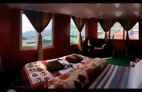 Namche Bazaar Hotel | Lama Hotel, pensión