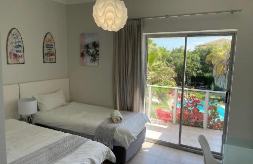 Sunset Beach Apartamento | Lamabeach city farm