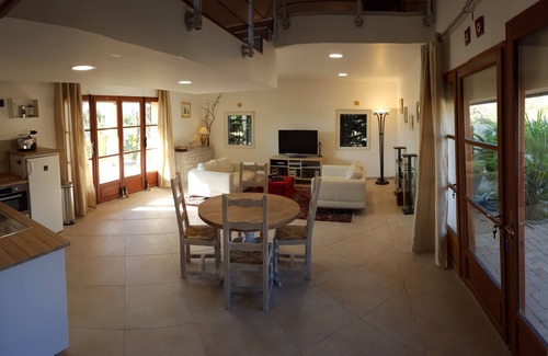 Alleins Cabaña | Lamanderie en Provenza; Casa tipo hacienda entre Alpilles y Luberon
