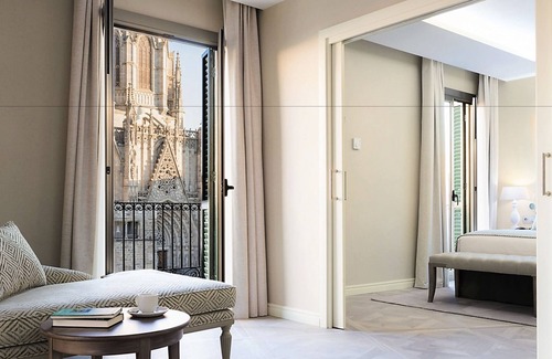 Gothic Quarter Hotel | Lamaro Hotel