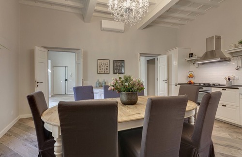 Santa Croce Casa | Lambert Apartment Florence historic center