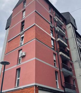 Arandelovac Apartamento | Lamele
