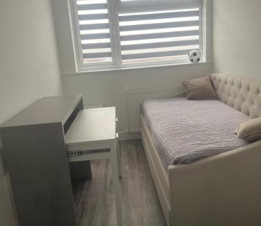 Luton Casa | Lamorna