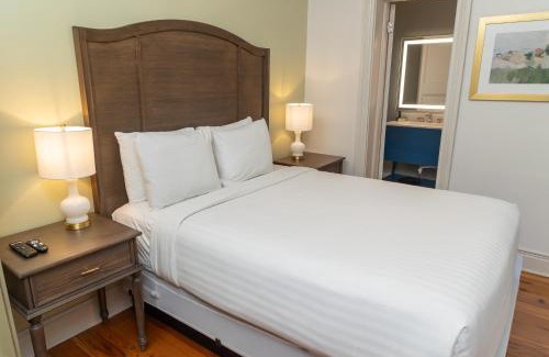 Faubourg Marigny Hotel | Lamothe House Hotel a French Quarter Guest Houses Property