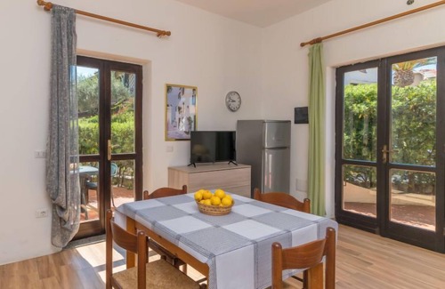 Capo Testa Apartamento | Lampara by Interhome