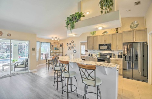 Trafalgar Casa | Lanai & Heated Pool: Stunning Cape Coral Getaway