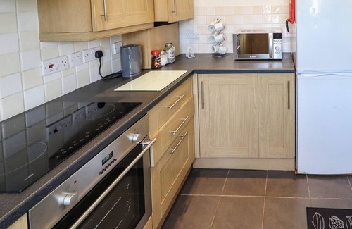 Woodhall Spa Cabaña | LANCASTER HEIGHTS, family friendly in Woodhall Spa