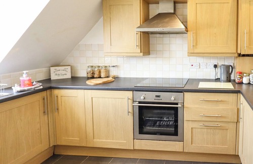 Woodhall Spa Cabaña | LANCASTER HEIGHTS, family friendly in Woodhall Spa