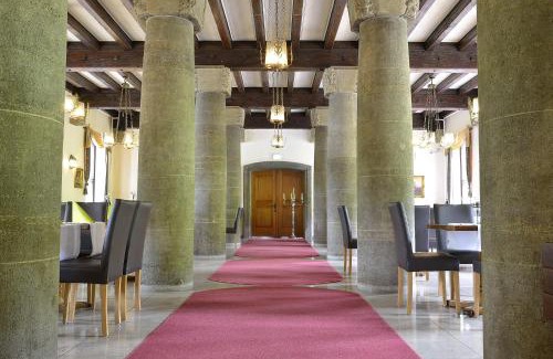 Eisenach Hotel | Land- und Golfhotel Alte Fliegerschule