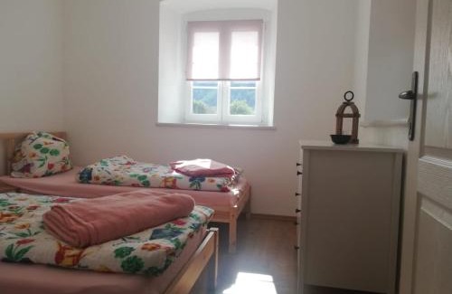 Eggenfeld Apartamento | Land Wohnung