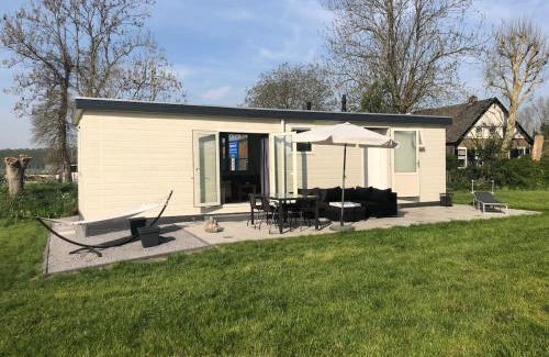 Municipality of Wijdemeren Casa | Landelijk gelegen chalet aan de Vecht vlakbij Amsterdam