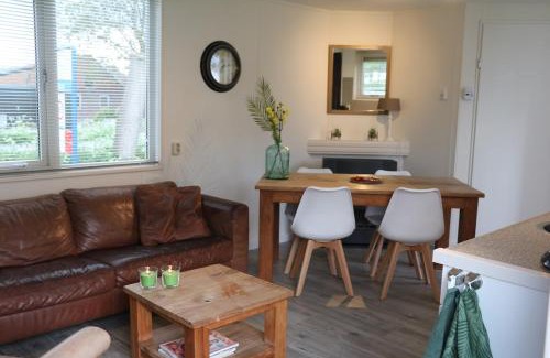 Municipality of Wijdemeren Casa | Landelijk gelegen chalet aan de Vecht vlakbij Amsterdam