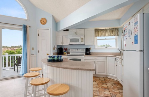 Whalehead Beach Casa | Landes Dream: Piscina privada climatizada, jacuzzi y entrada sin llave.