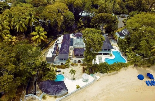 Sandy Lane Villa | LANDFALL VILLA - SITUACIÓN INCREÍBLE EN LA PLAYA DE SANDY LANE EN BARBADOS