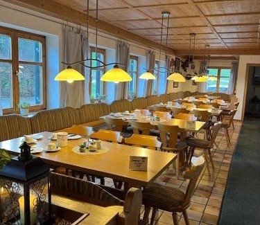 Ratholz Casa | Landgasthof Jägerhaus