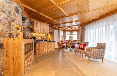Saalbach-Hinterglemm Apartamento | Landhaus Simone - Alpenfeuer / Joker Card