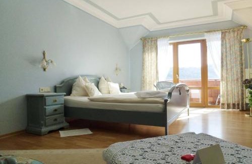 Adenau Hotel | Landhaus Sonnenhof