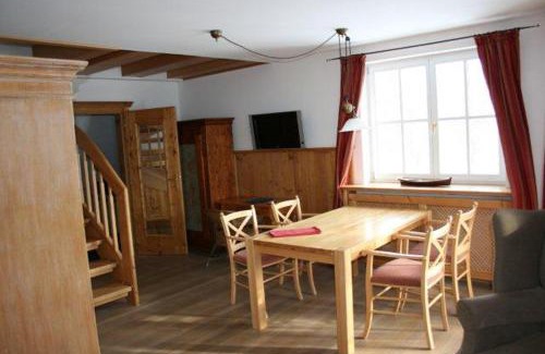 Warnsdorf Hotel | Landhaus Töpferhof bei Travemünde