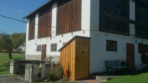 Aigen im Ennstal Apartamento | Landhaus Tippl