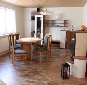 Kalbsrieth Apartamento | Landhaus "Zum Frosch"