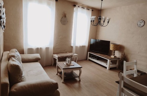 Bad Klosterlausnitz Apartamento | Landhausstil Familienwohnung Florentine - Falco und Stephanie Kirchbichler