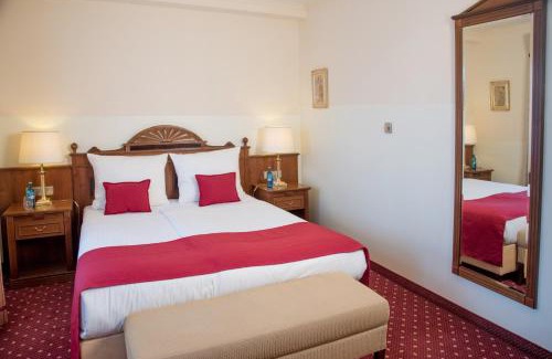Neu-Anspach Hotel | Landhotel Zum Hessenpark