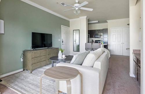 Riverpark West Apartamento | Landing at Residences at River Park West - 1 Be...