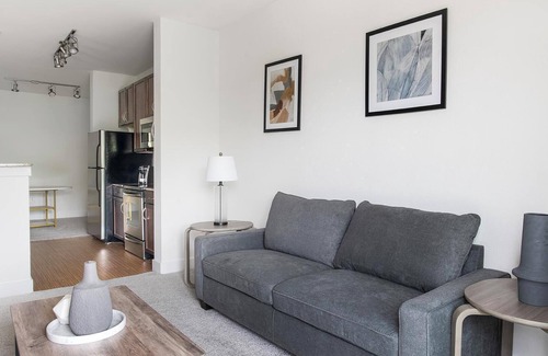 Park Central Apartamento | Landing | Amazing 1BD, Courtyard, Clubhouse