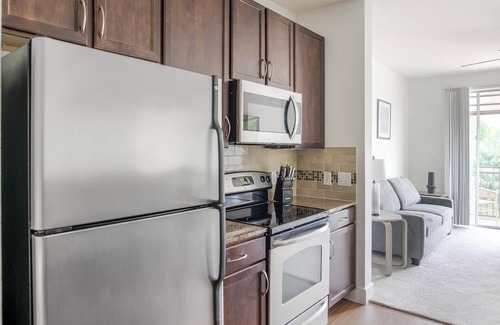 Park Central Apartamento | Landing | Amazing 1BD, Courtyard, Clubhouse
