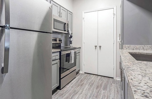 San Antonio Apartamento | Landing | Amazing 2BD, Gym, Clubhouse