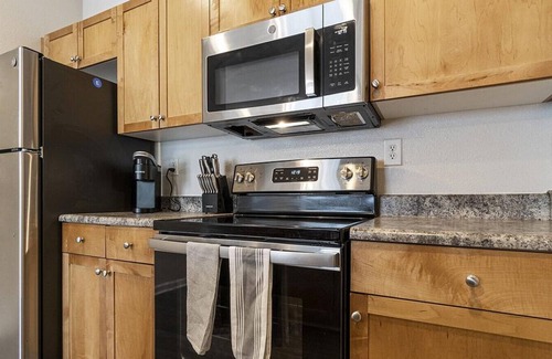 Durham Apartamento | Landing at Alden Place at South Square - 1 Bedroom in Downtown Durham