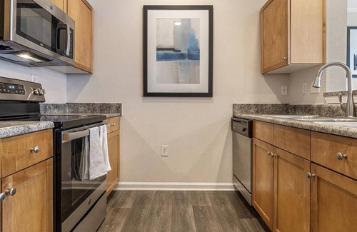 Durham Apartamento | Landing at Alden Place at South Square - 1 Bedroom in Downtown Durham