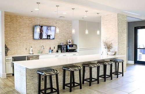 Chapel Hill Apartamento | Landing at Apartments at Palladian Place - 2 Bedrooms in Downtown Durham