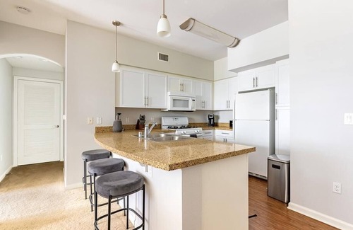 Oxnard Apartamento | Landing at Artisan Apartments at East Village - 1 Bedroom in West Village