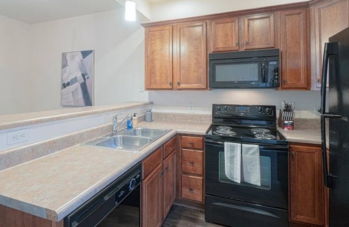 Spring Hill Apartamento | Landing at Chapman's Retreat Apartments - 2 Bedrooms in Downtown Spring Hill