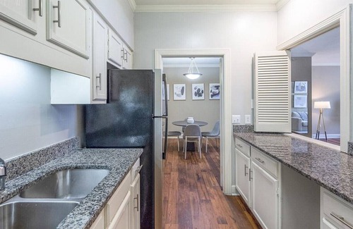 Green Hills Apartamento | Landing at Chowning Square - 3 Bedrooms in Green Hills