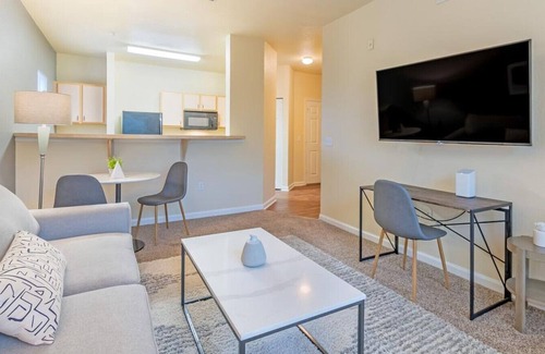 Hyde Park Apartamento | Landing at Eden's Edge - 1 Bedroom in Southwest Jacksonville