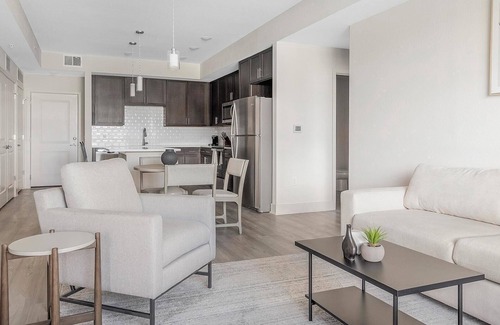 Palmetto Apartamento | Landing at Gateway Commons - 2 Bedrooms in Elle...