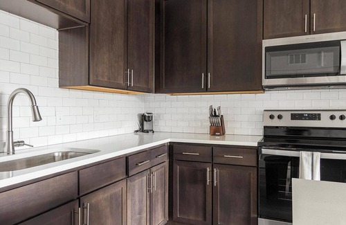 Palmetto Apartamento | Landing at Gateway Commons - 2 Bedrooms in Elle...