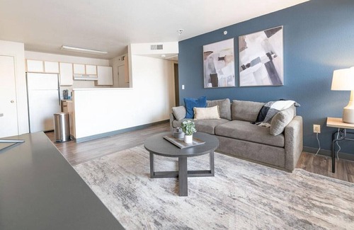 Albuquerque Apartamento | Landing at Odyssey - 1 Bedroom in Downtown Albuquerque