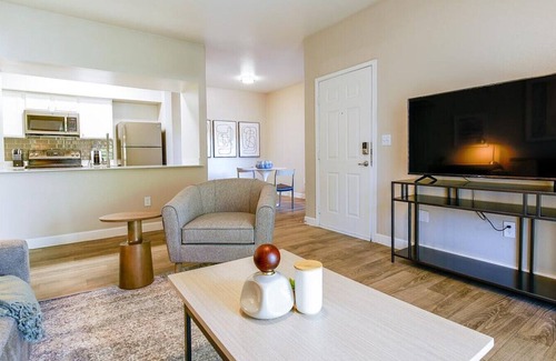 Rhodes Ranch Apartamento | Landing at Portola on Russell - 1 Bedroom in Rhodes Ranch