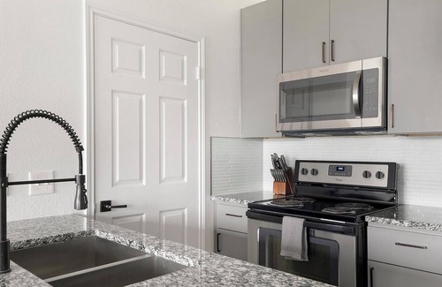 McNeil Apartamento | Landing at Preserve at Rolling Oaks - 1 Bedroom...