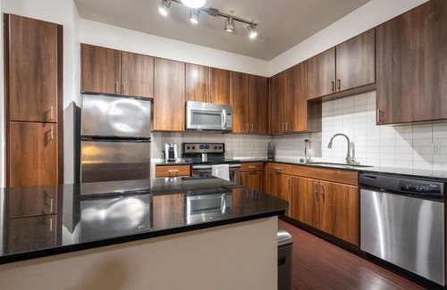 Terrell Heights Apartamento | Landing at Republic at Alamo Heights - 2 Bedrooms in Uptown