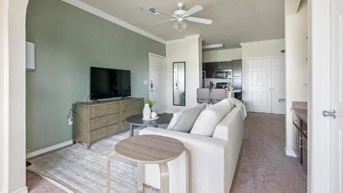 Richmond Apartamento | Landing at Residences at River Park West - Richmond
